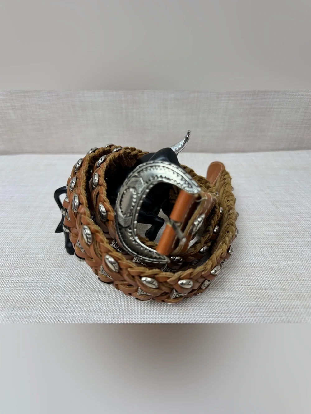 Vintage 1980's Unisex Omega Western Belt Size L Braided Leather Metal Accents